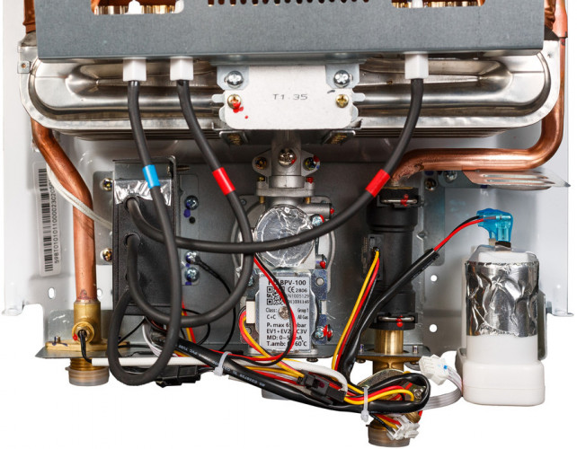 Газовая колонка Kotitonttu SUARI S10 EM